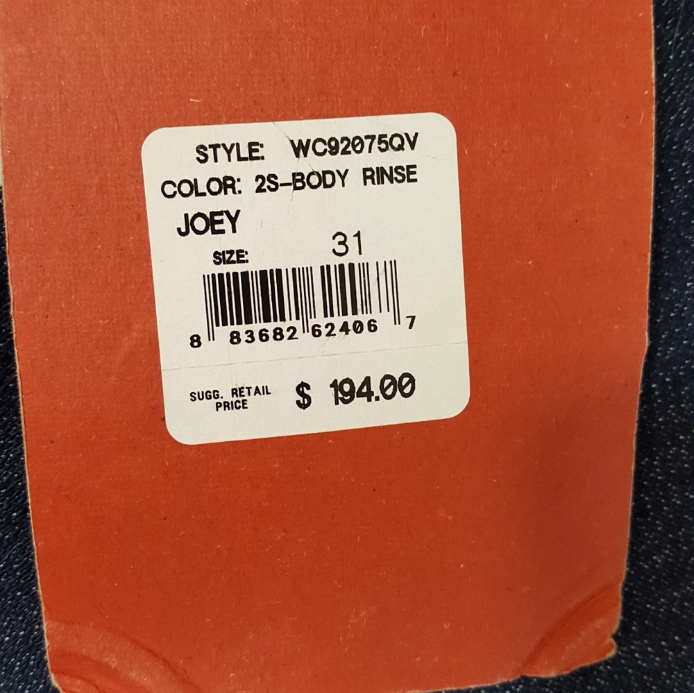 TRUE RELIGION JEANS - Picture 5 of 5